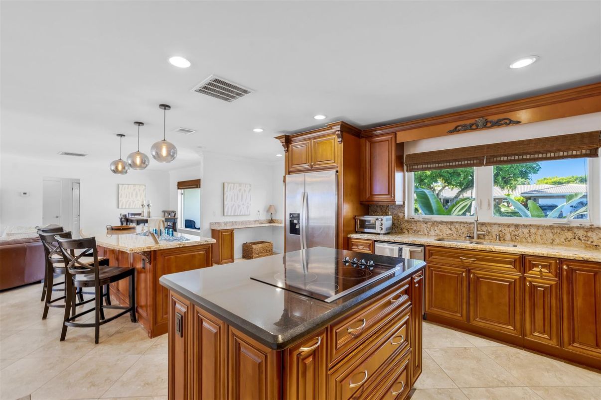 Interior, Kitchen, Pendant Lights, Recessed Lighting, Stainless Steel Appliances