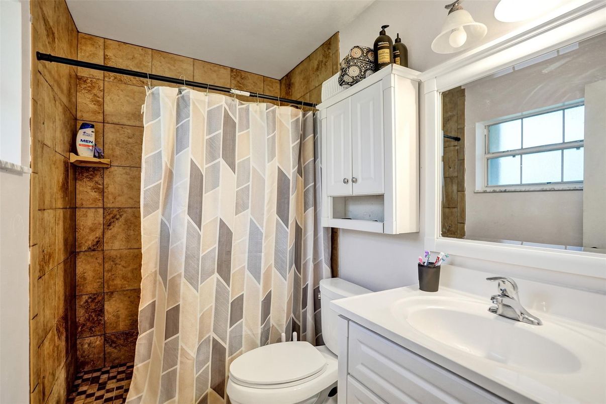 Bathroom, Interior