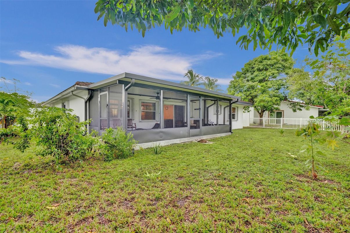 Backyard, Exterior