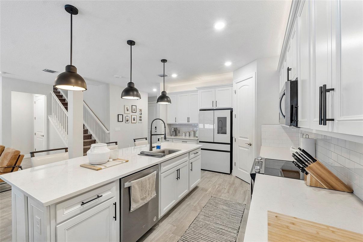 Interior, Kitchen, Pendant Lights, Recessed Lighting, Wood Texture Flooring