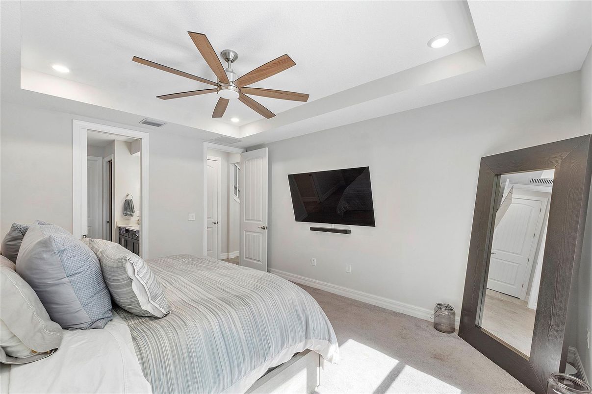 Bedroom, Interior, Recessed Lighting