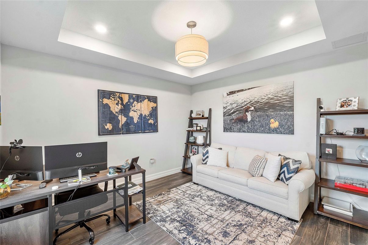 Home Office, Interior, Recessed Lighting, Wood Texture Flooring