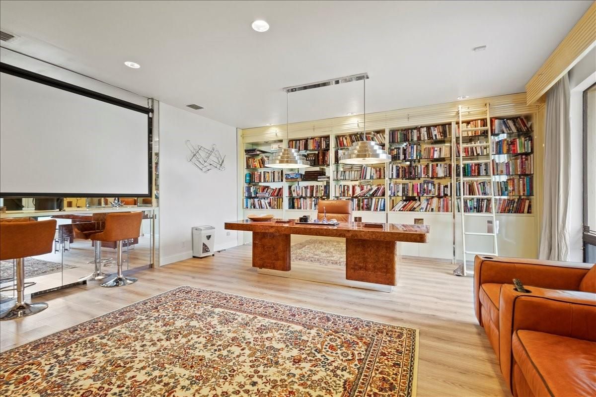 Game Room, Home Office, Interior, Pendant Lights, Recessed Lighting, Wood Texture Flooring