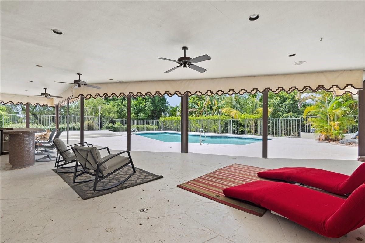 Interior, Pool, Recessed Lighting