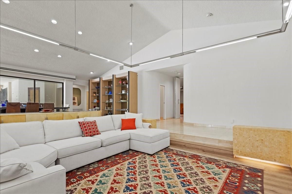 Interior, Living room, Recessed Lighting, Wood Texture Flooring