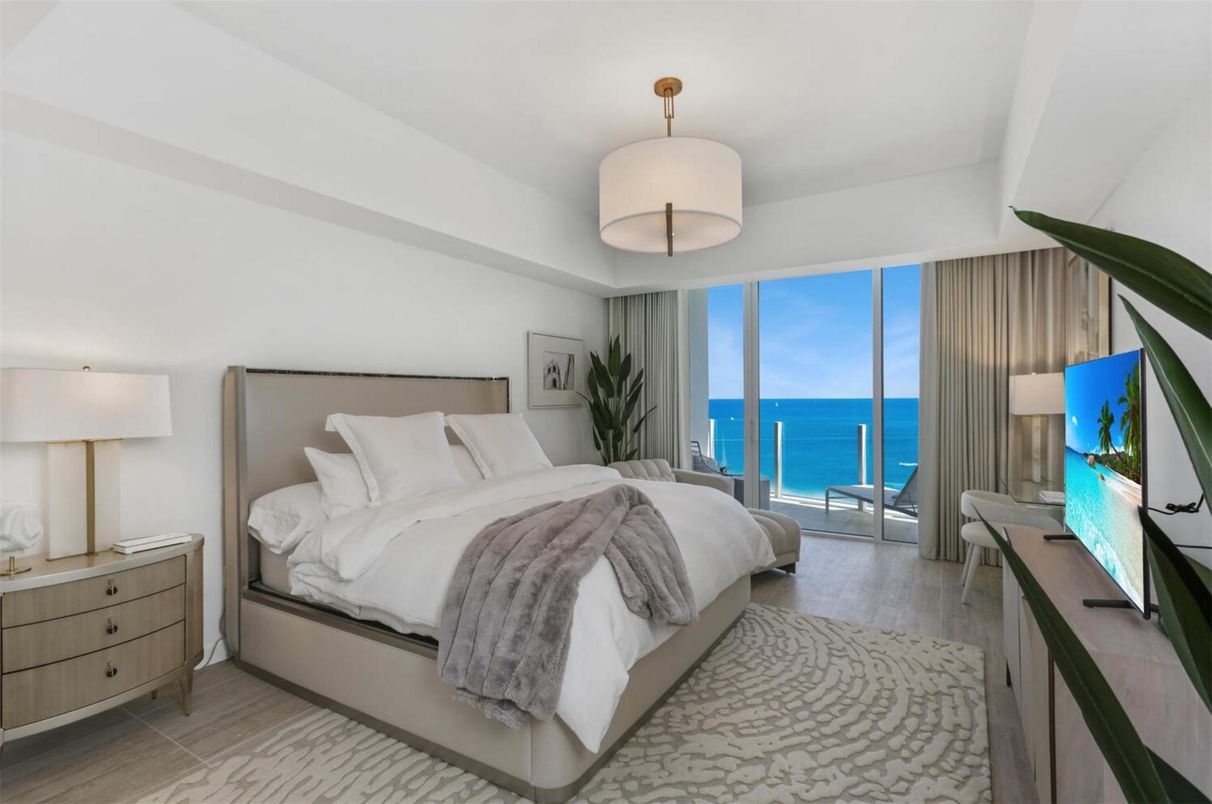 Bedroom, Interior, Water, Wood Texture Flooring