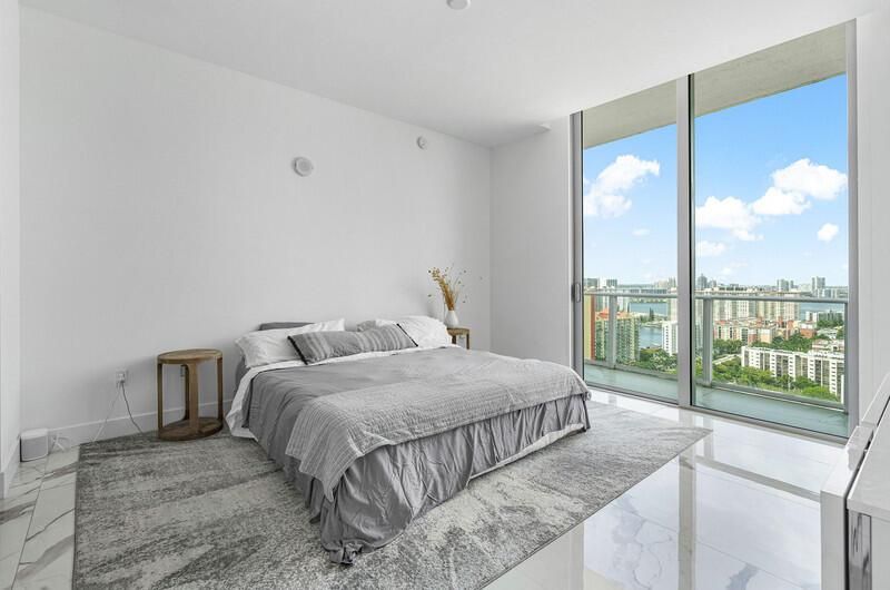 Bedroom, Interior, Marble, Water