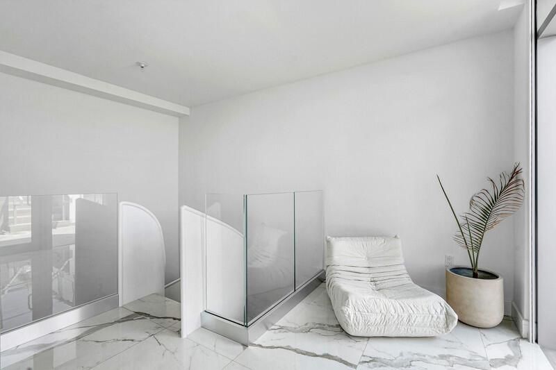 Interior, Marble