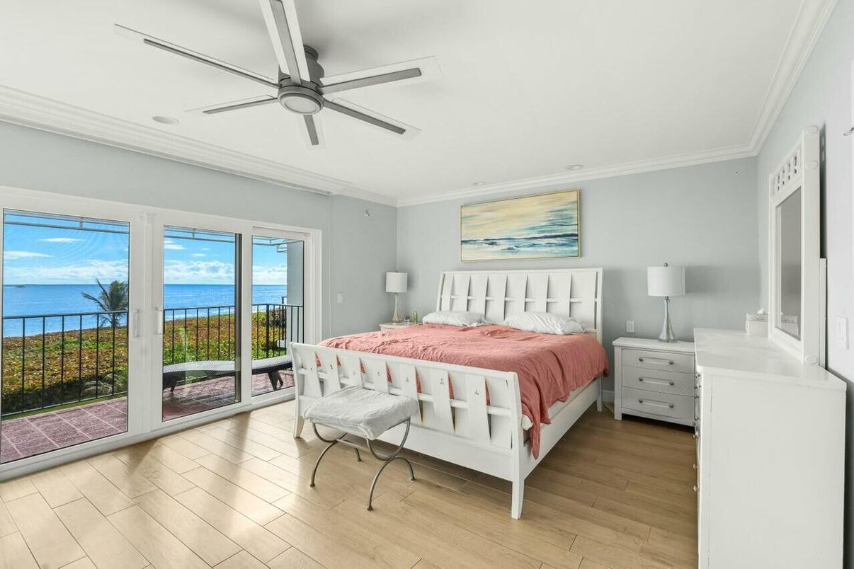 Bedroom, Interior, Water, Wood Texture Flooring