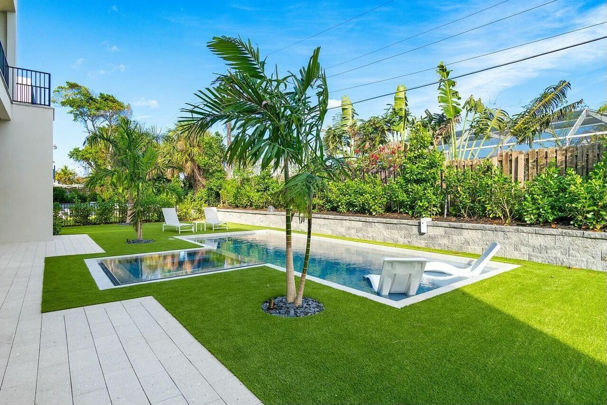 Backyard, Exterior, Pool