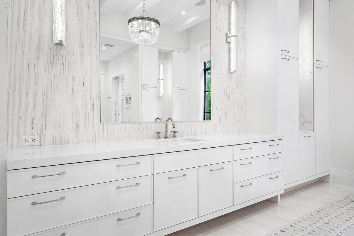 Bathroom, Chandelier, Dual Sink Vanities, Interior, Recessed Lighting