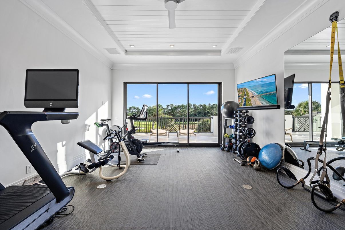 Fitness Equipment, Interior, Recessed Lighting