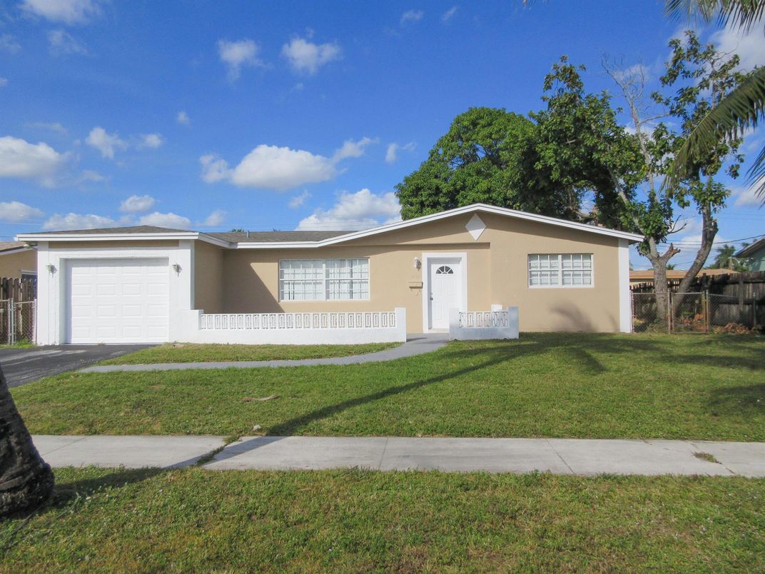 Attached, Backyard, Exterior, Facade, Ranch