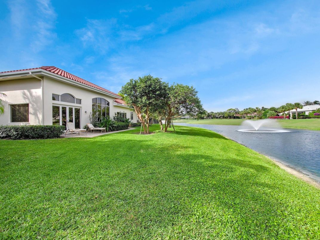 Backyard, Exterior, Water