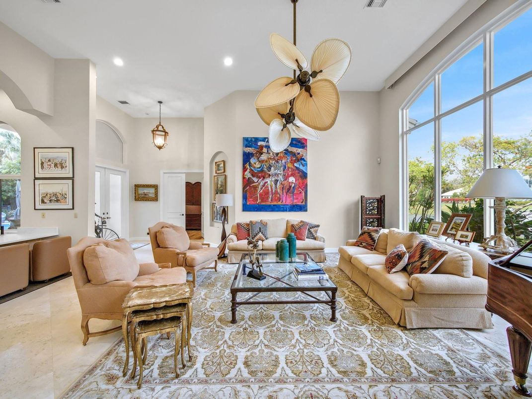 Interior, Living room, Pendant Lights, Recessed Lighting