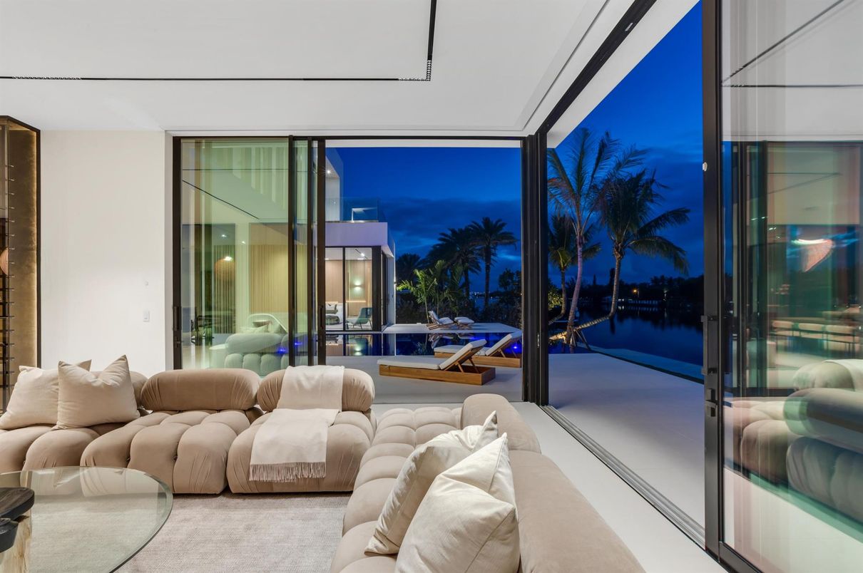 Interior, Living room