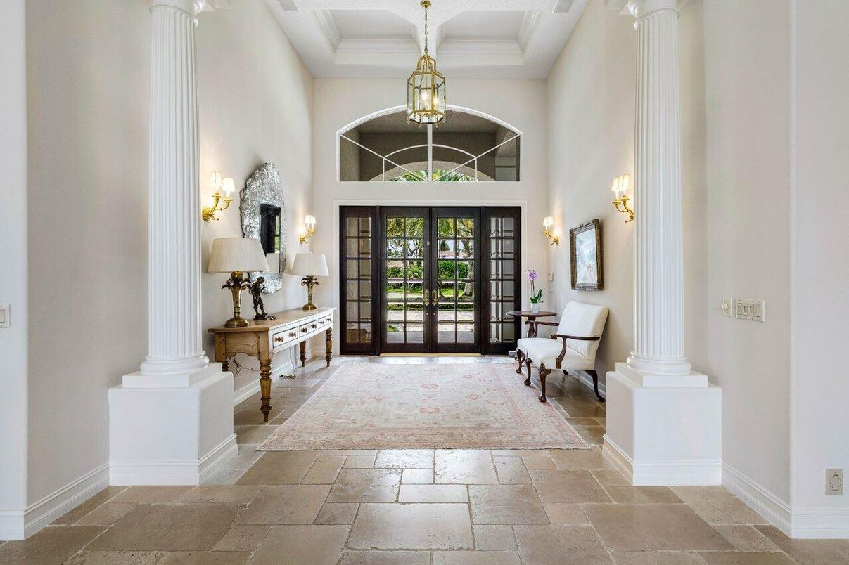 Chandelier, Interior, Pendant Lights