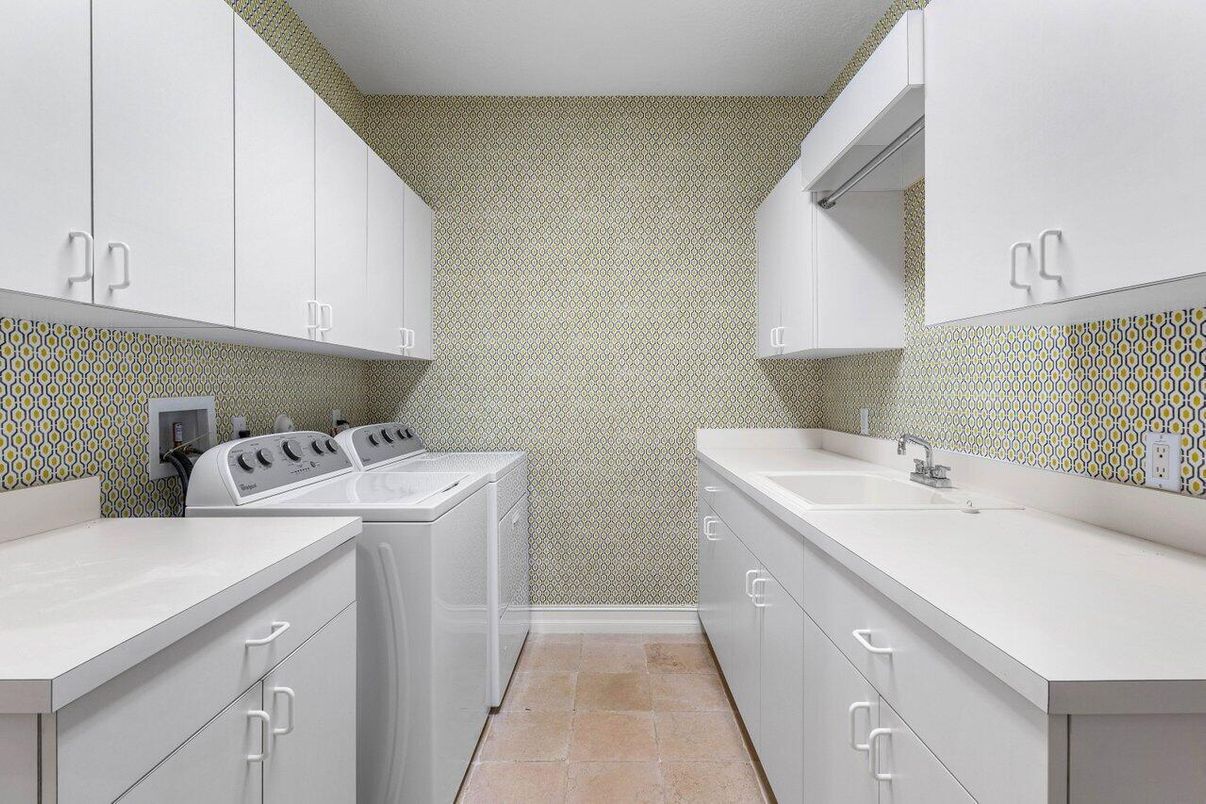 Interior, Washer