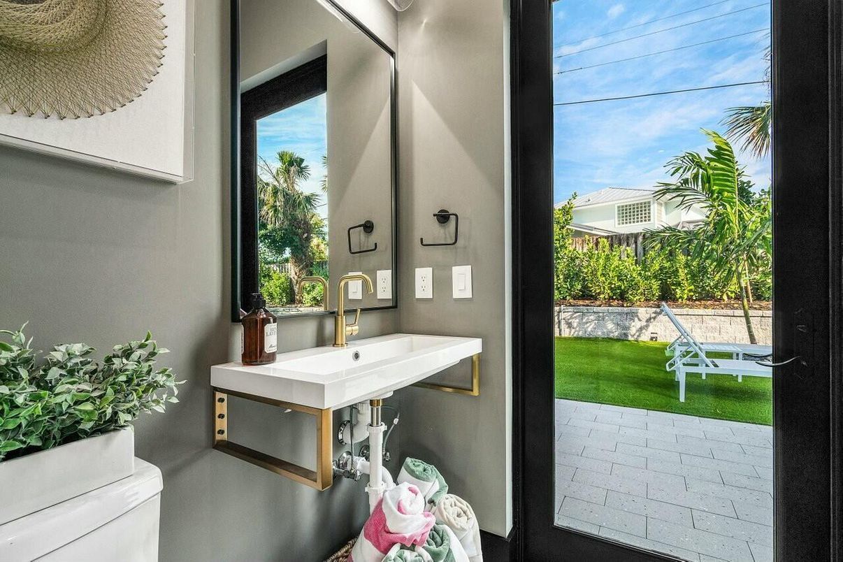 Bathroom, Interior