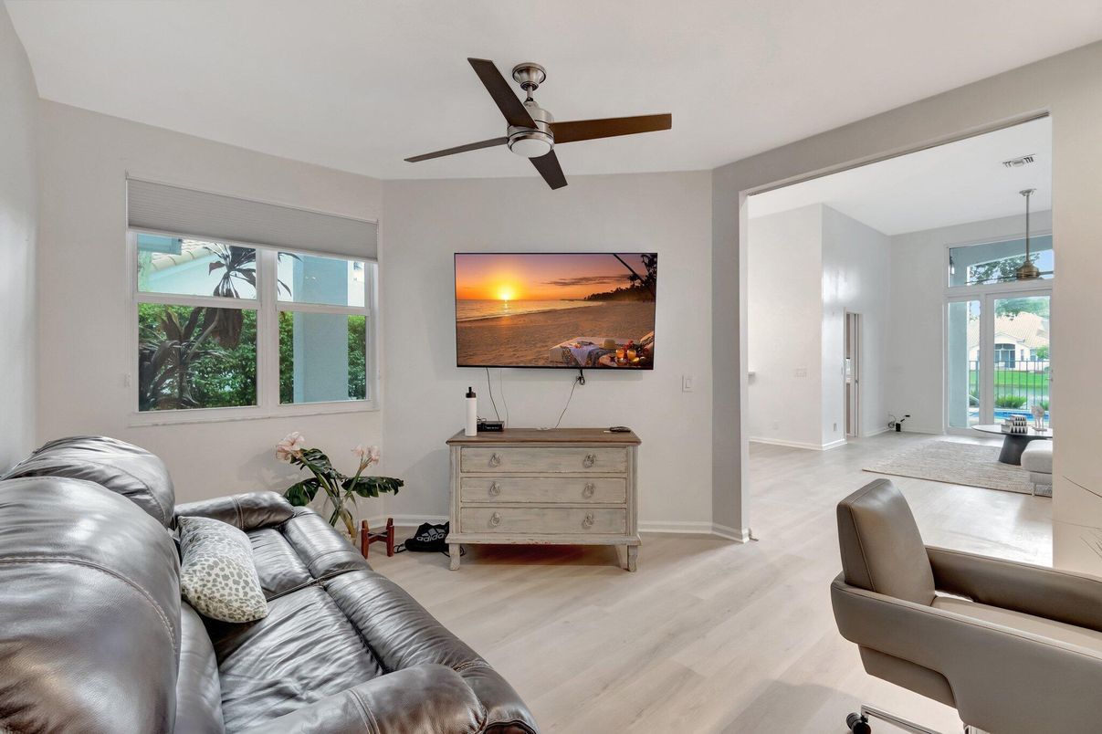 Interior, Living room, Pendant Lights, Wood Texture Flooring