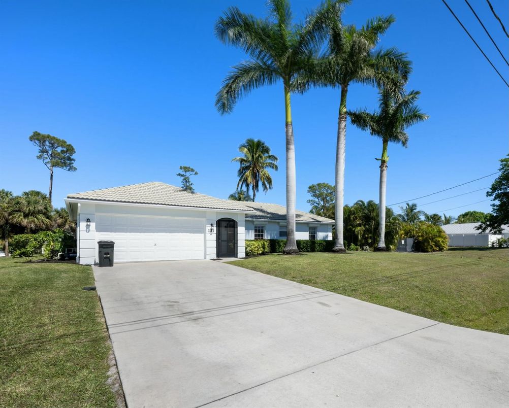 Attached, Backyard, Exterior, Facade, Ranch
