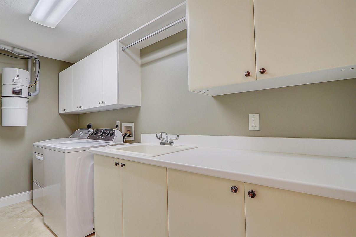 Interior, Washer