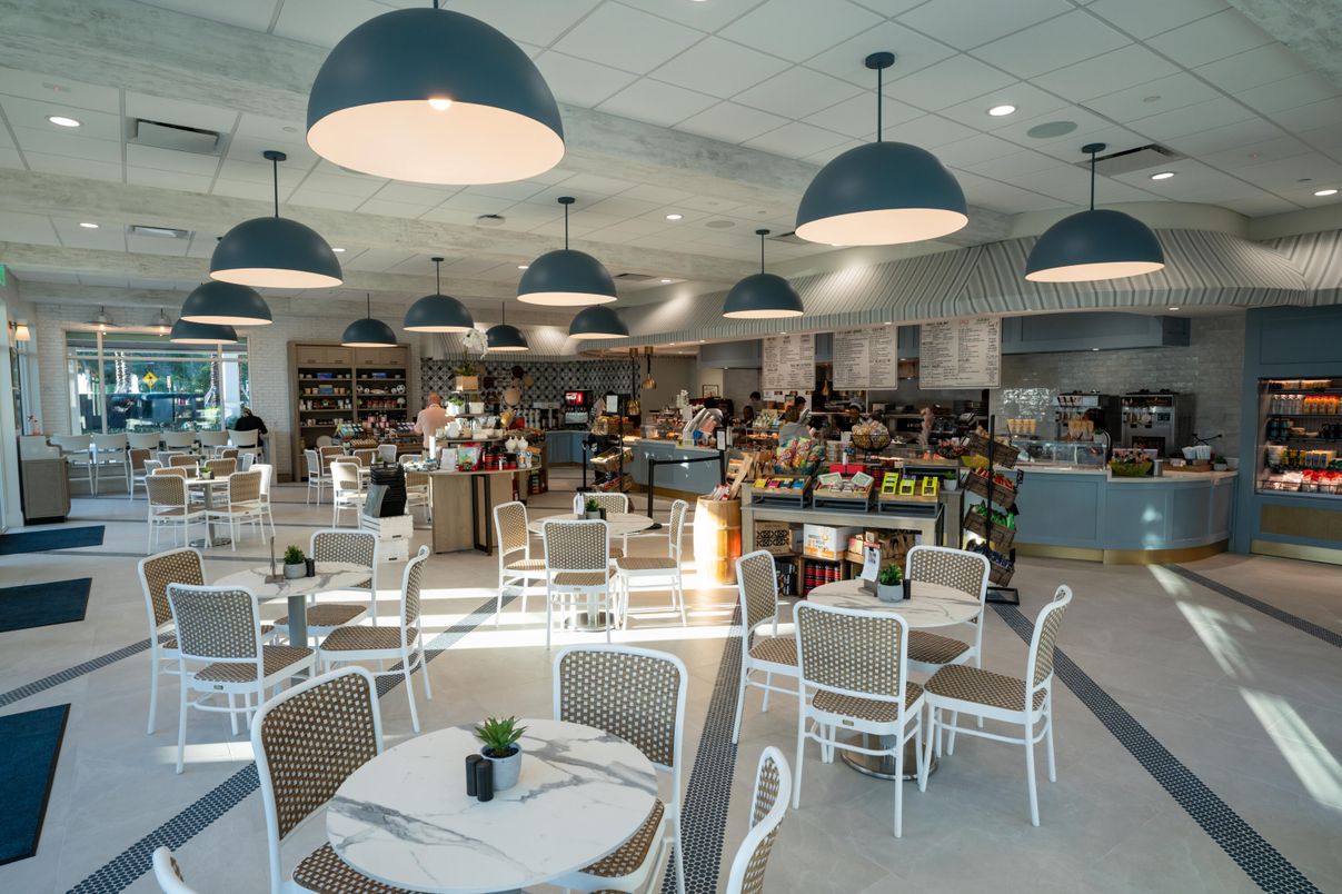 Dining room, Interior, Pendant Lights, Recessed Lighting