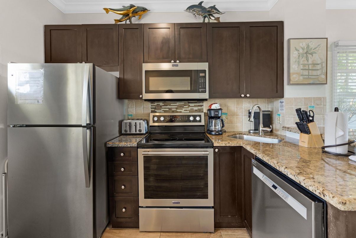 Interior, Kitchen, Stainless Steel Appliances