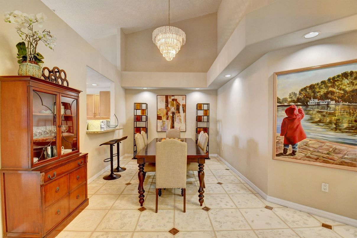 Chandelier, Dining room, Interior, Recessed Lighting