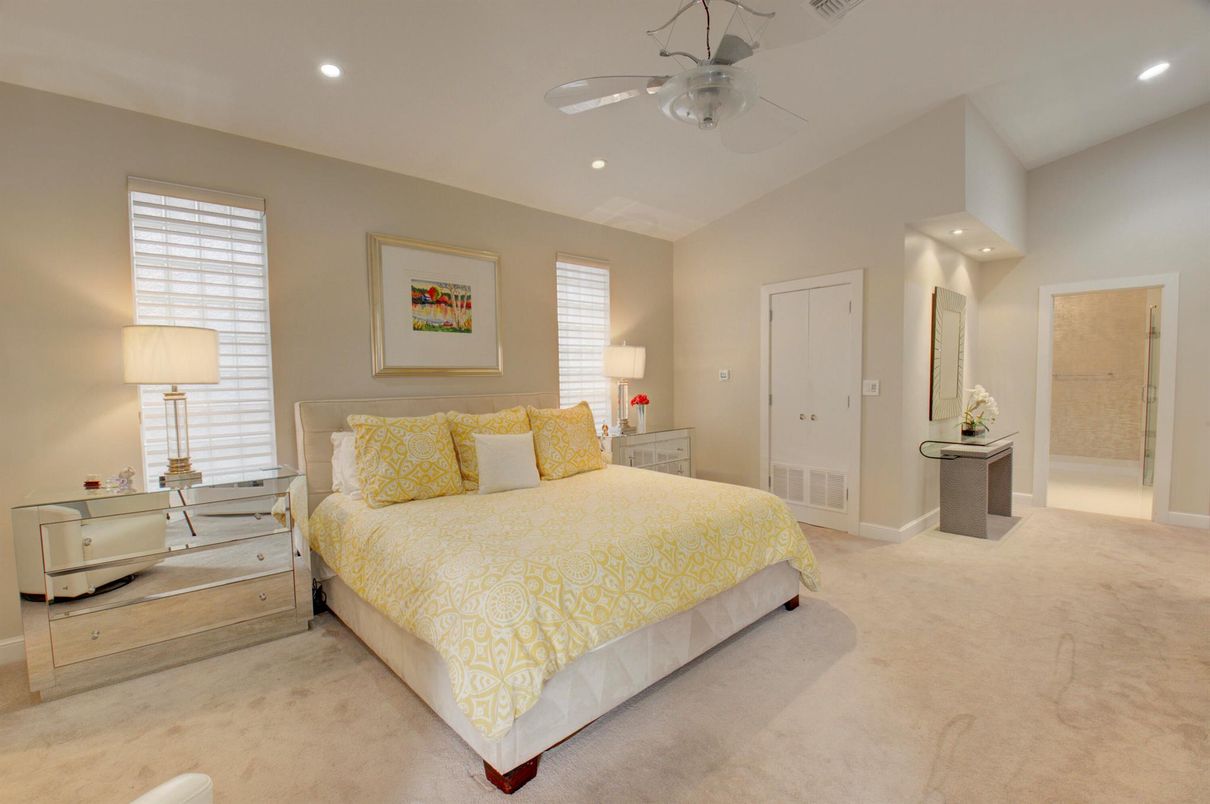 Bedroom, Interior, Recessed Lighting