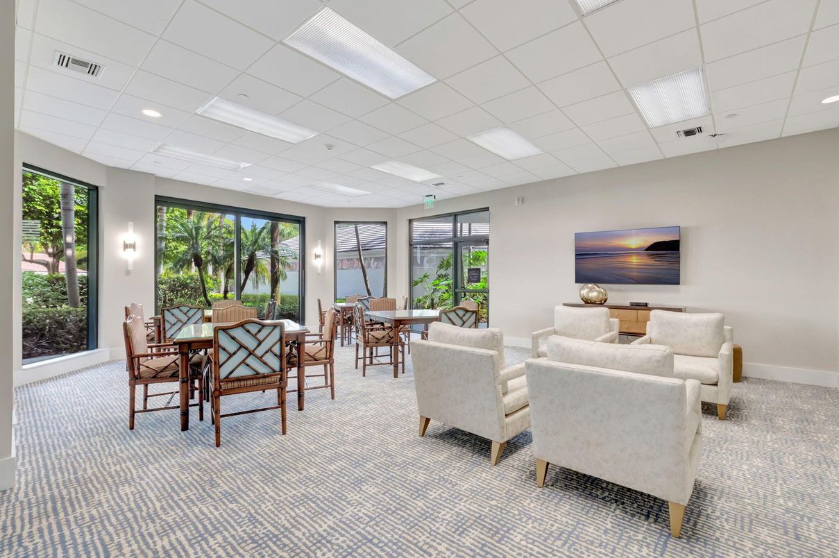 Dining room, Interior, Living room, Recessed Lighting