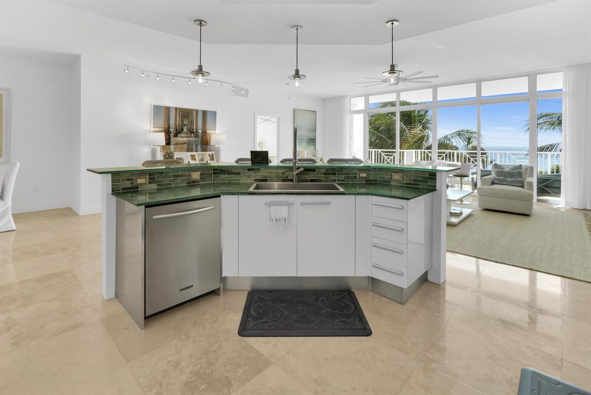 Interior, Kitchen, Pendant Lights, Water