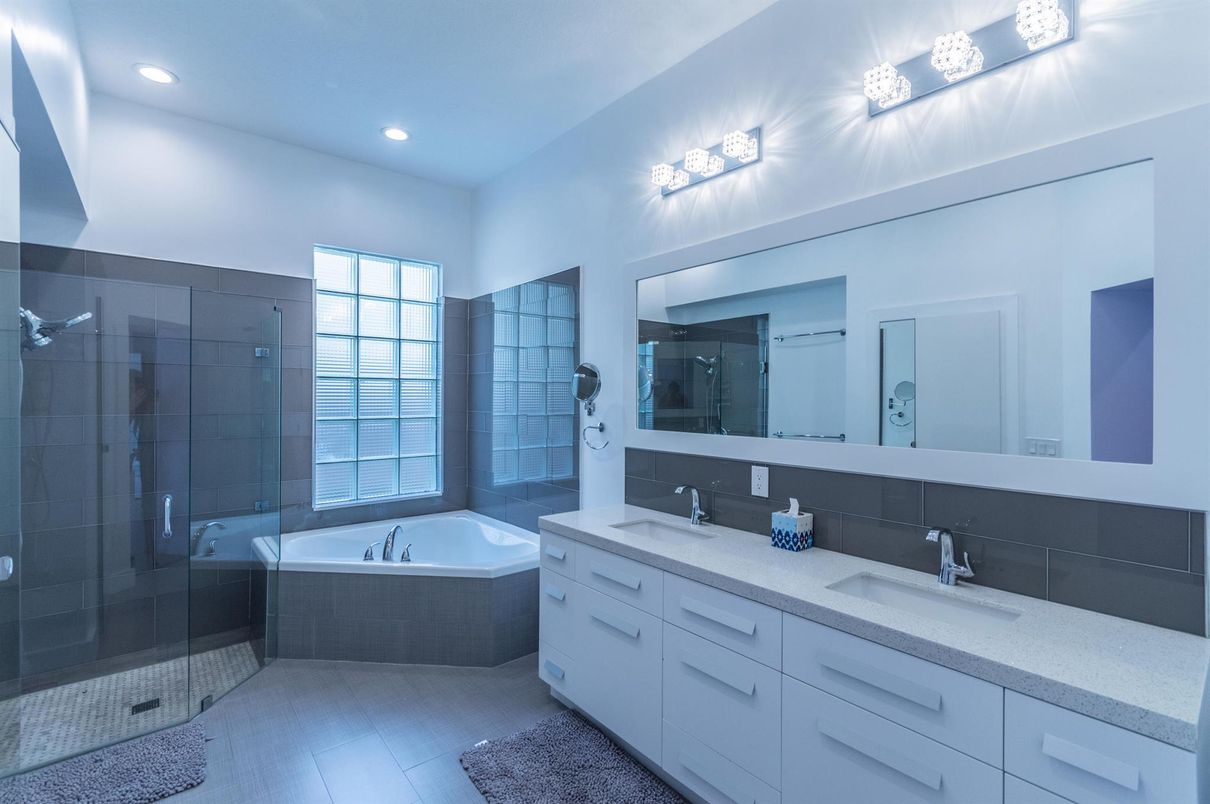 Bathroom, Dual Sink Vanities, Glass Shower, Interior, Recessed Lighting