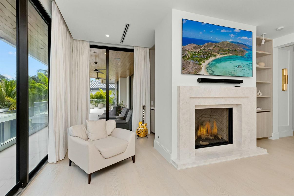 Fireplace, Interior, Recessed Lighting, Wood Texture Flooring