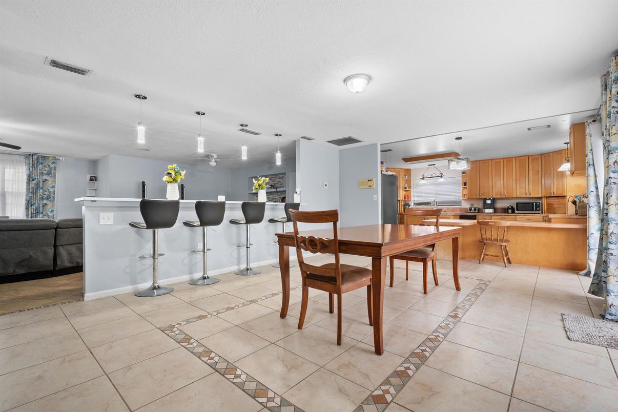 Dining room, Interior, Kitchen, Pendant Lights