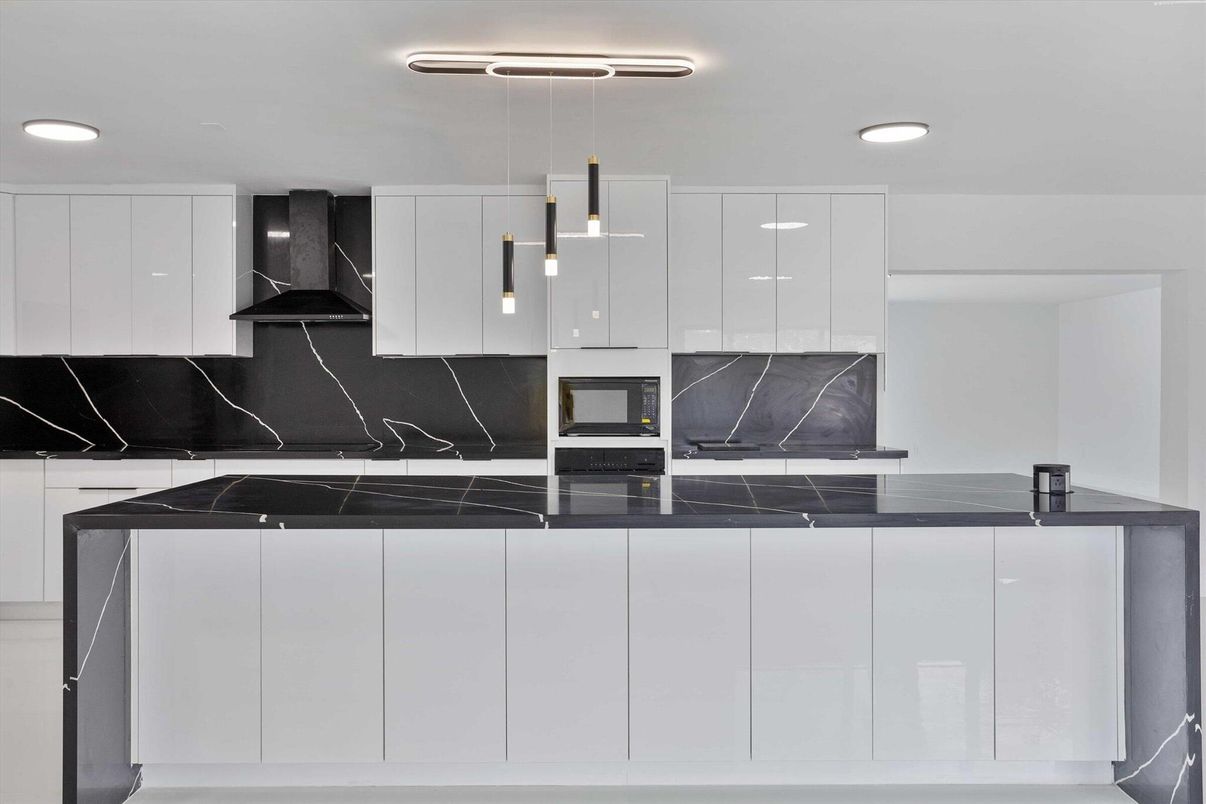 Interior, Kitchen, Marble Walls, Recessed Lighting