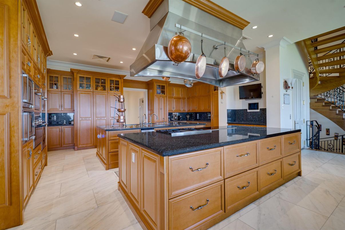Interior, Kitchen, Marble, Recessed Lighting