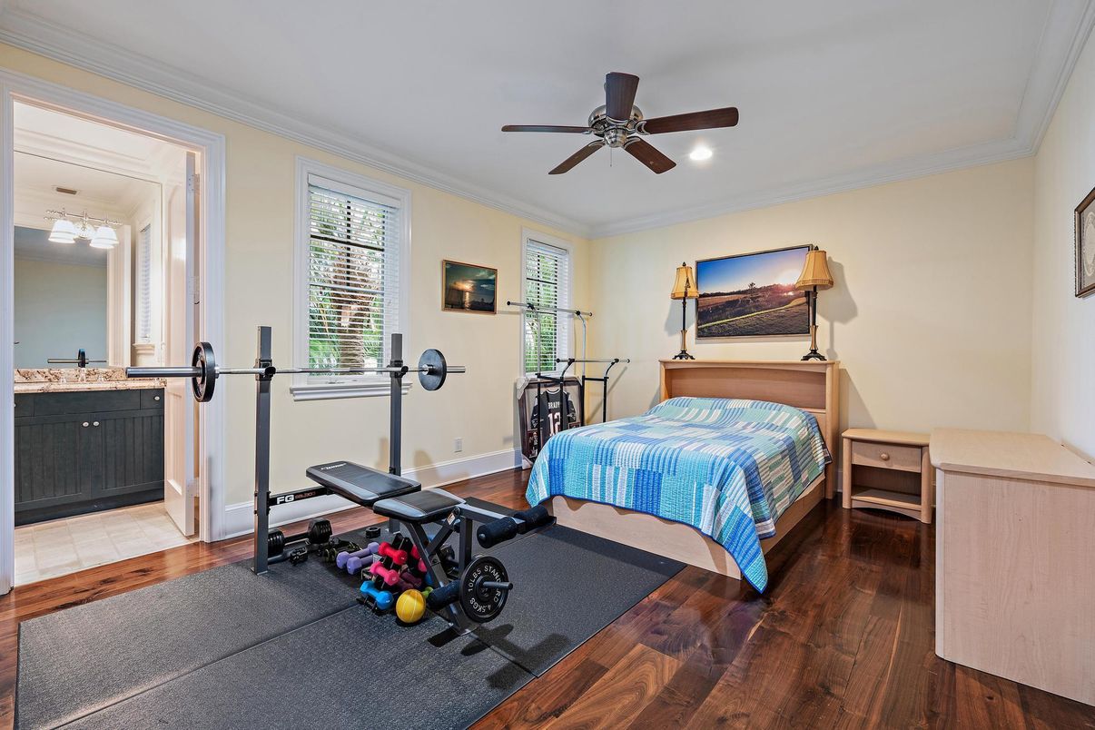 Bedroom, Fitness Equipment, Interior, Recessed Lighting, Wood Texture Flooring