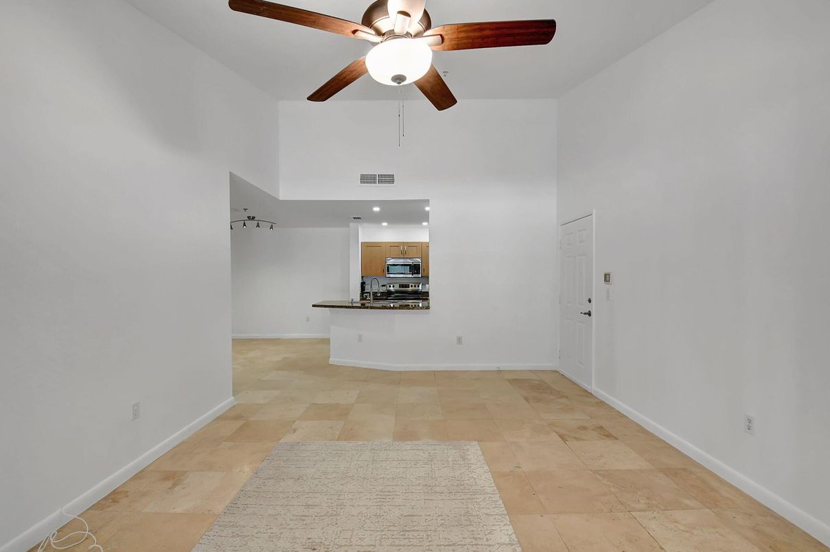 Empty room, Interior, Kitchen, Recessed Lighting