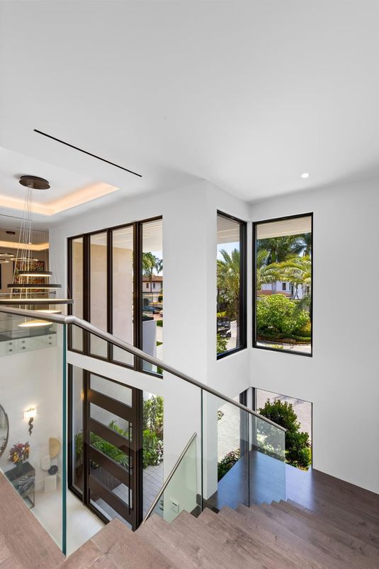 Interior, Pendant Lights, Recessed Lighting, Wood Texture Flooring