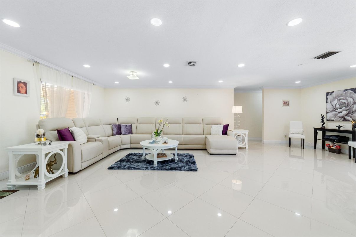 Interior, Living room, Recessed Lighting