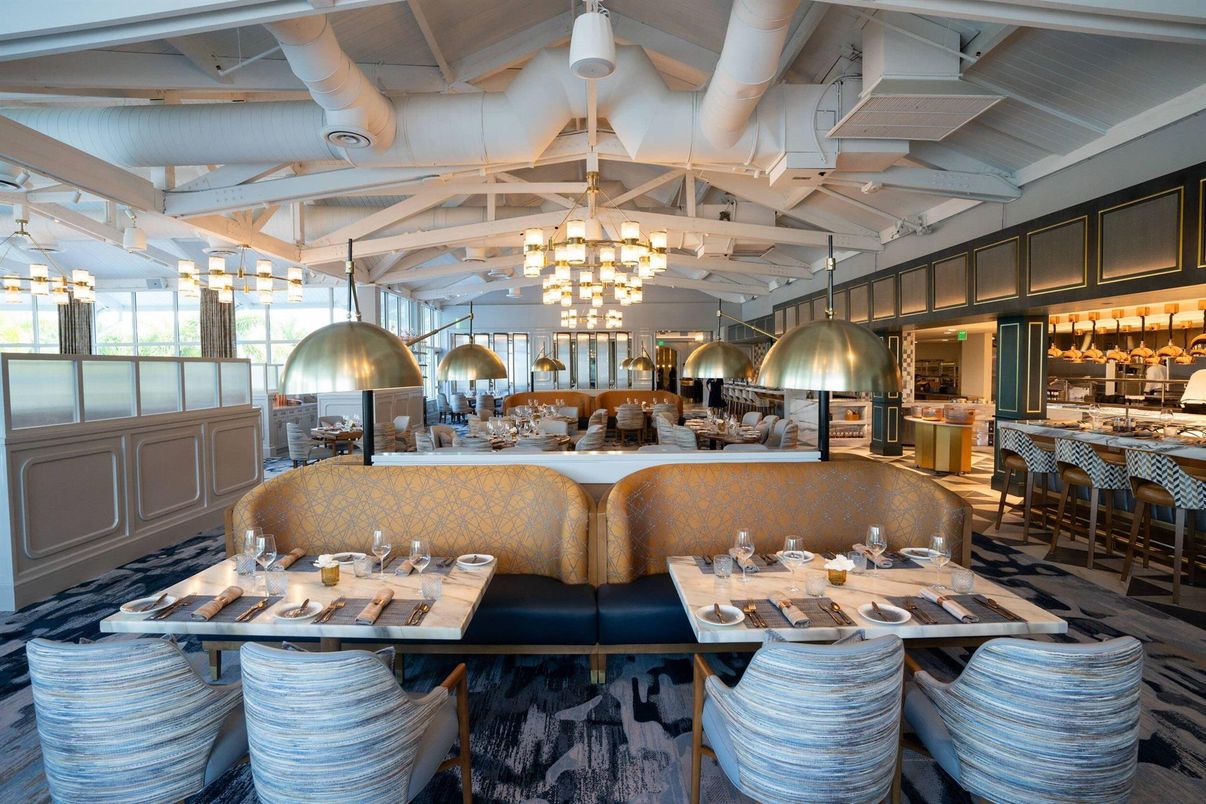 Dining room, Interior