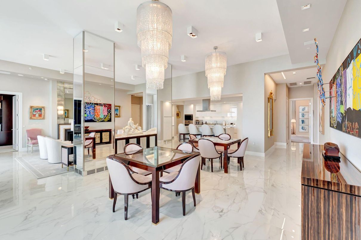 Chandelier, Dining room, Interior, Living room, Marble, Recessed Lighting