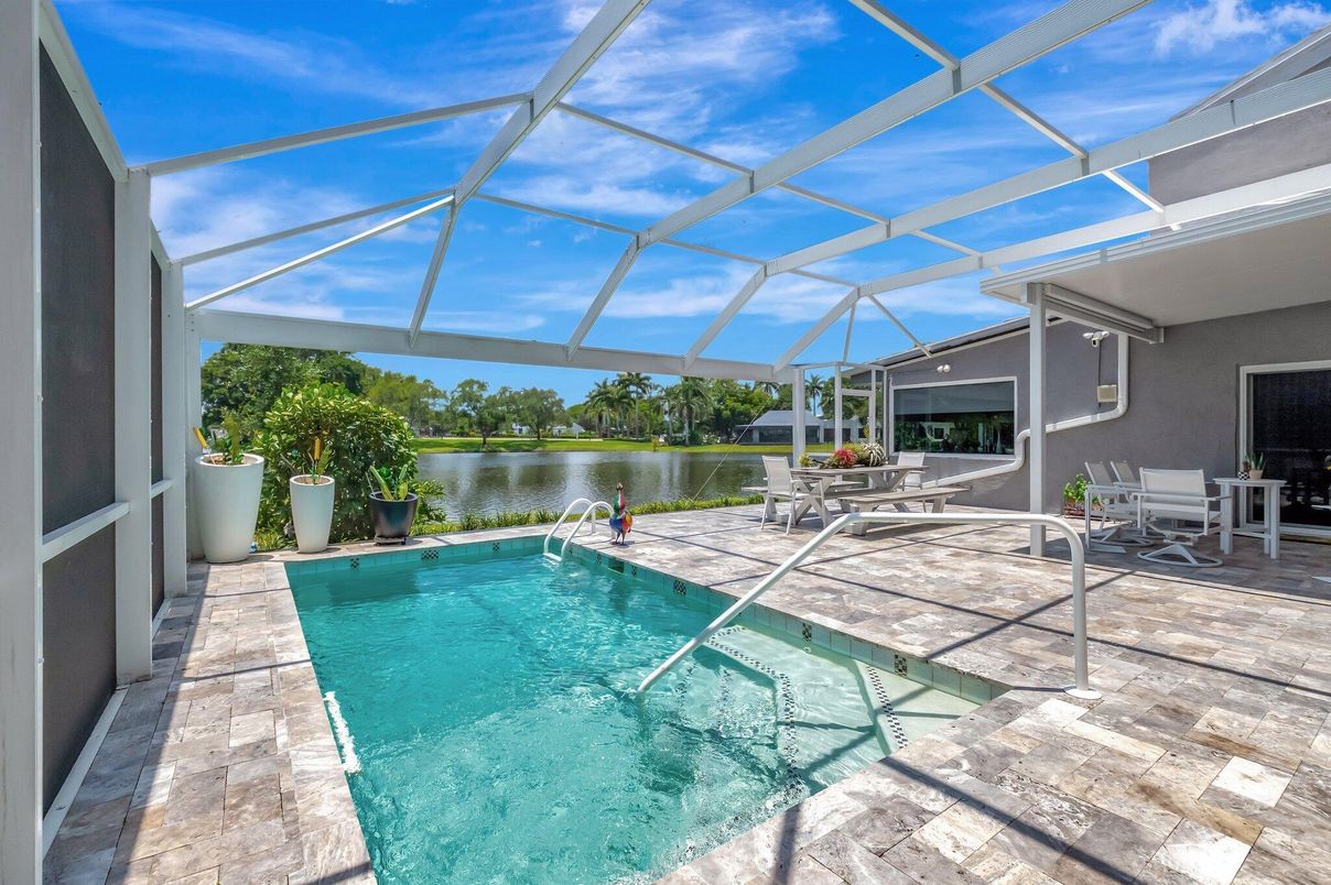 Glass Ceilings, Interior, Pool, Sun Room, Water