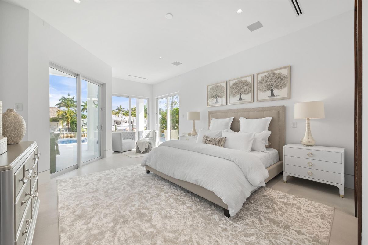Bedroom, Interior, Recessed Lighting