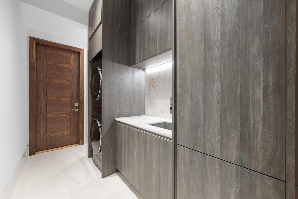 Interior, Utility Closets, Washer