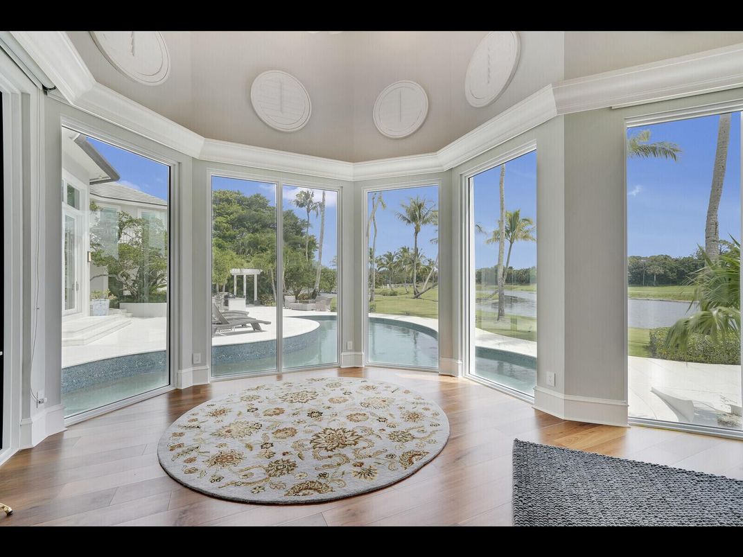 Interior, Sun Room, Water, Wood Texture Flooring