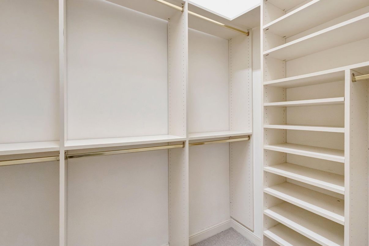Interior, Walk-in Closets