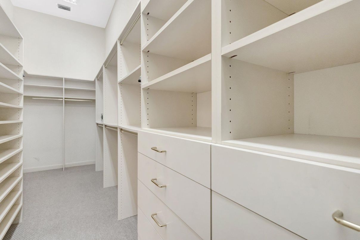 Interior, Walk-in Closets