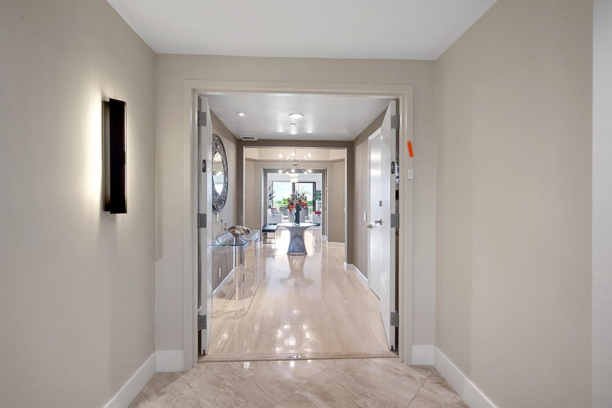 Interior, Recessed Lighting